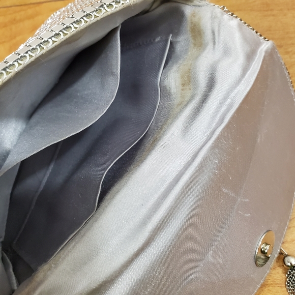 Vtg Silver Metal Mesh Evening Bag W Shoulder Strap - Picture 8 of 8